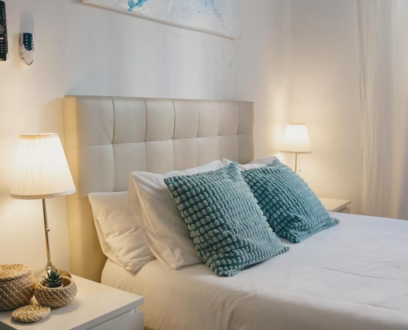 Picasso Premium Apartment contacts